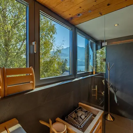 The Penthouse Zell Appartement